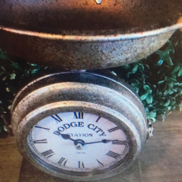 Last 1❗️Farmhouse Galvanized Vintage Scale Clock - Picture 2 of 5